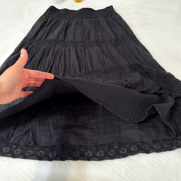 Vintage 90s Tiered Black Maxi Skirt with elastic waist Boho Whimsigoth Fairy - Picture 11 of 13